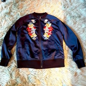 Blue flower embroidered women’s S navy jacket